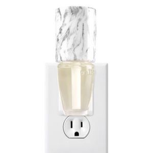 Marble Wall Flower Plug w Stress Relief bulb